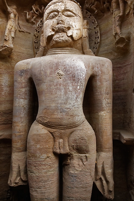 Gwalior-Statues jaïnes-006